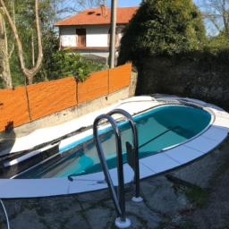 Réparez les dommages de votre piscine rapidement et efficacement avec un service professionnel Beaucaire